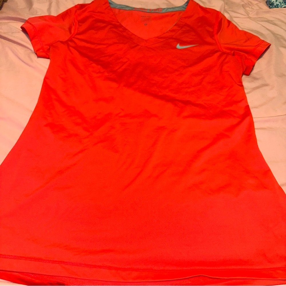 Nike Pro V-Neck 🧡 Dri-Fit